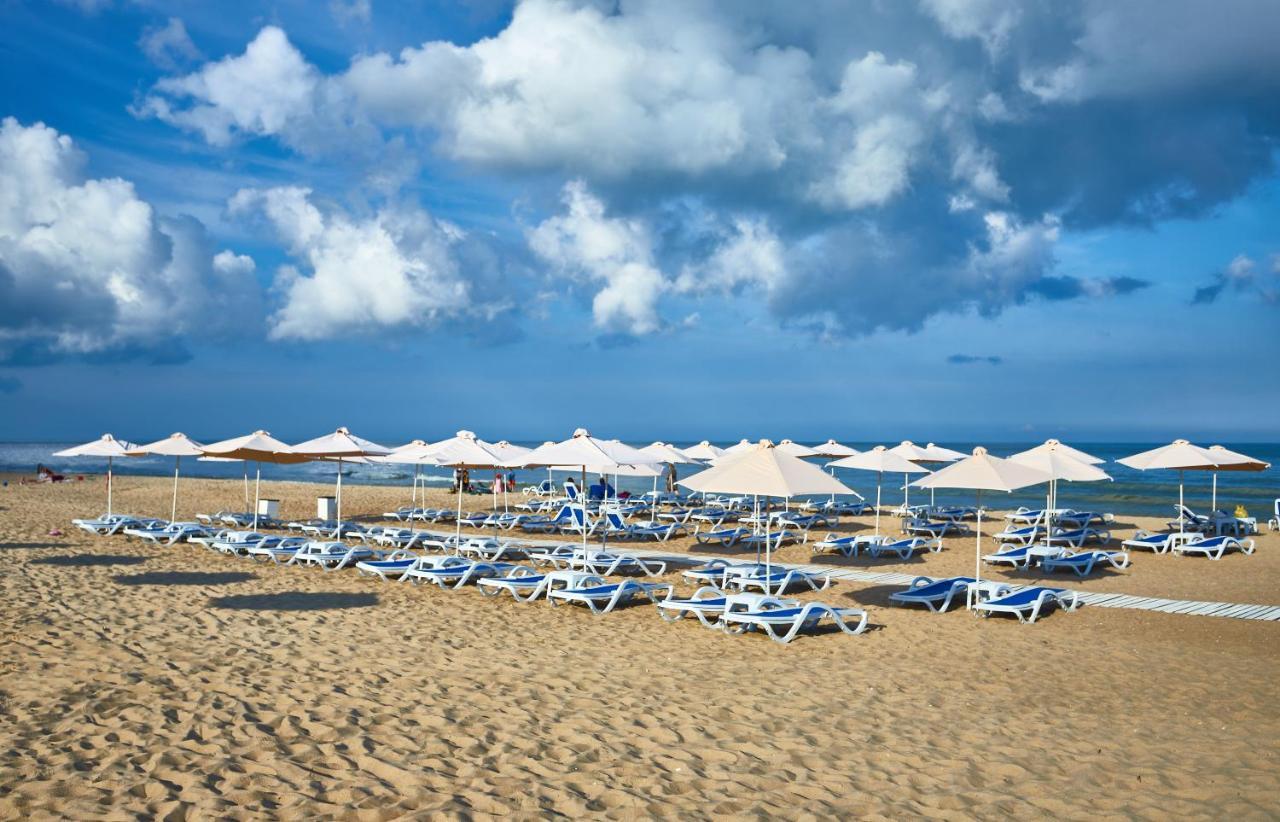 Bugaz Sea View Hotel Hrybivka Eksteriør billede