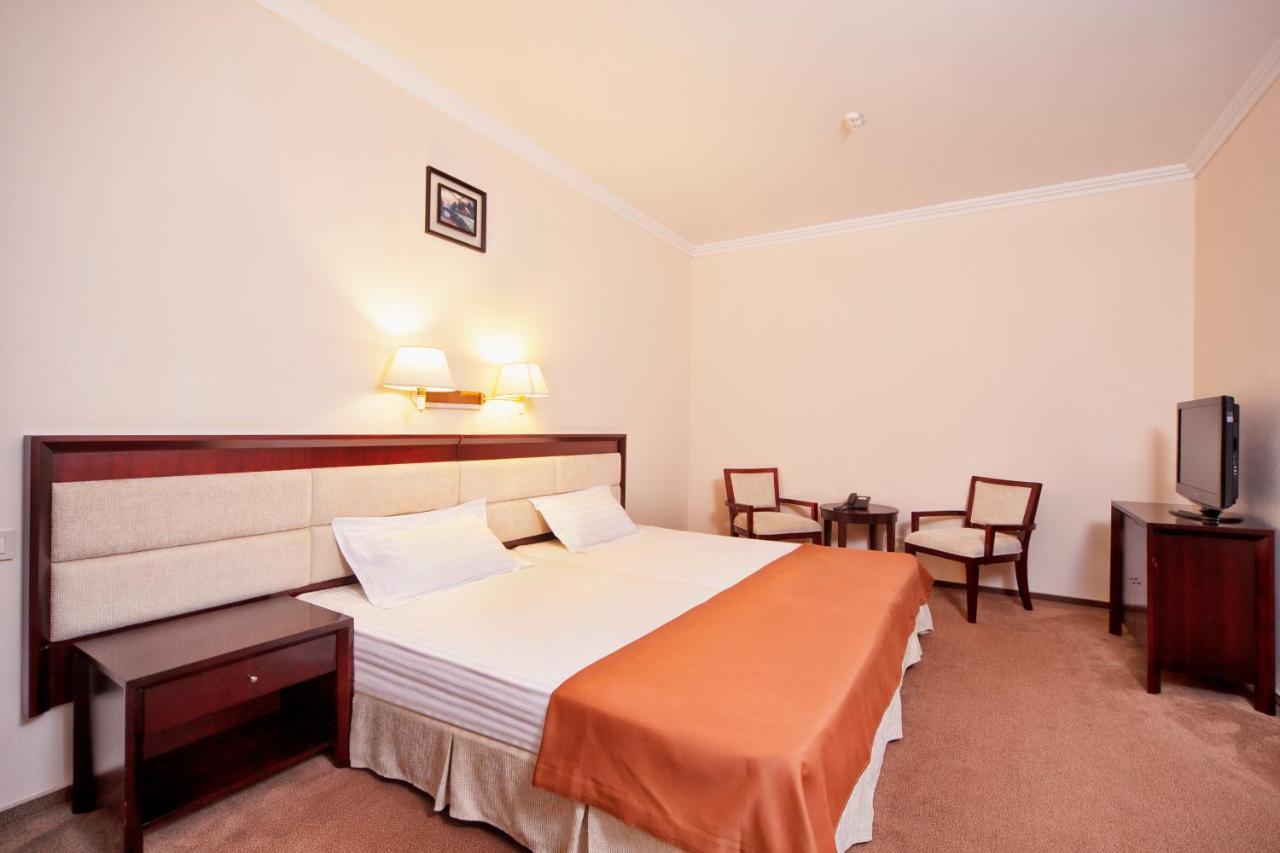 Bugaz Sea View Hotel Hrybivka Eksteriør billede