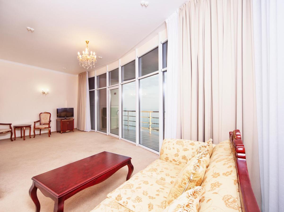 Bugaz Sea View Hotel Hrybivka Eksteriør billede