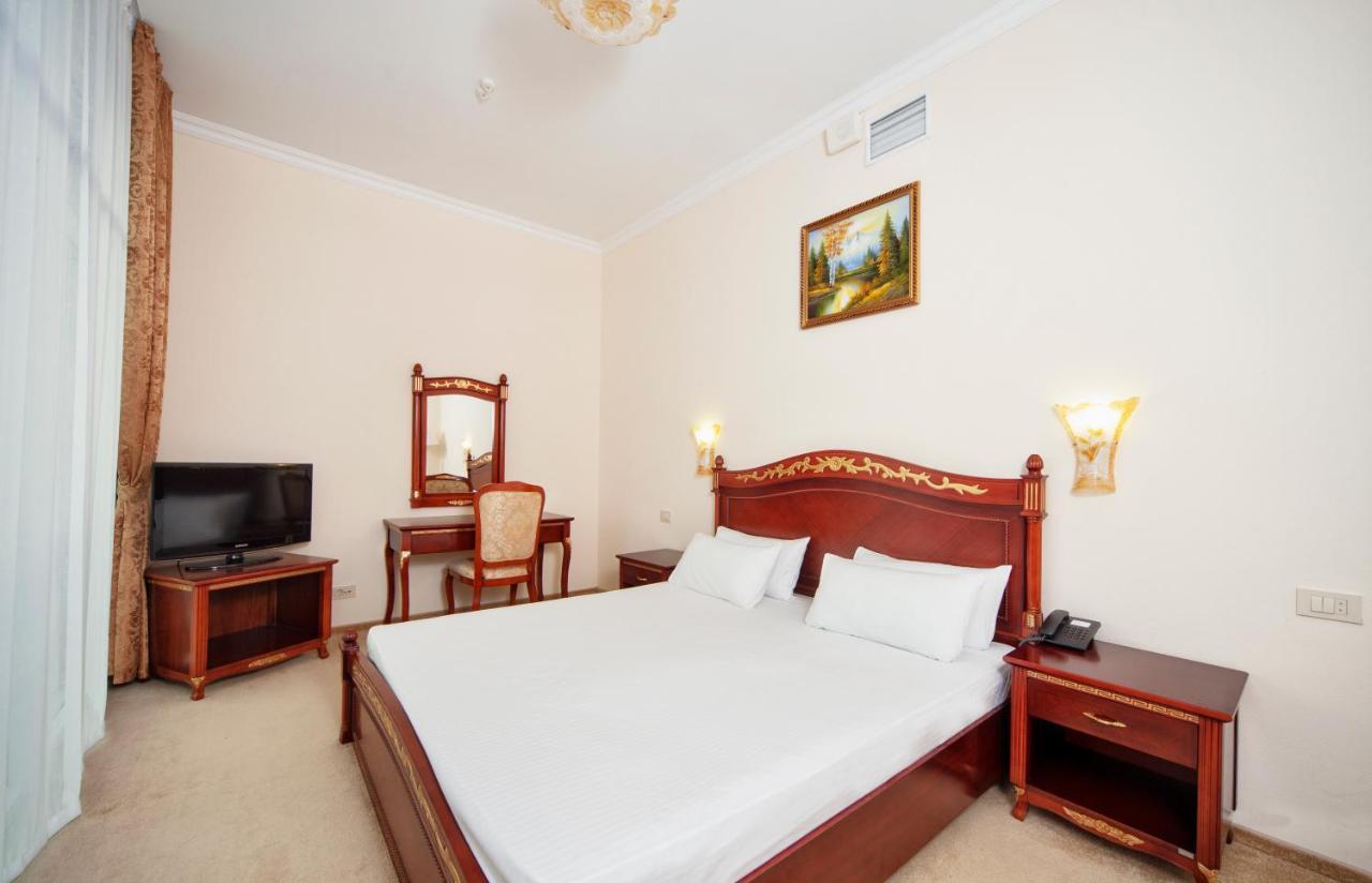 Bugaz Sea View Hotel Hrybivka Eksteriør billede