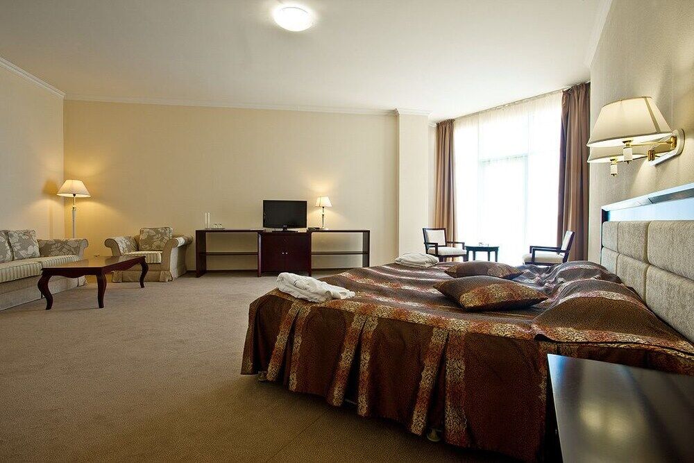 Bugaz Sea View Hotel Hrybivka Eksteriør billede